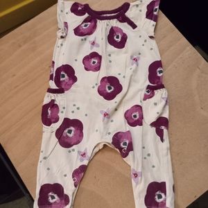 NWOT 3-6m Tea White with Purple Flowers Onesie